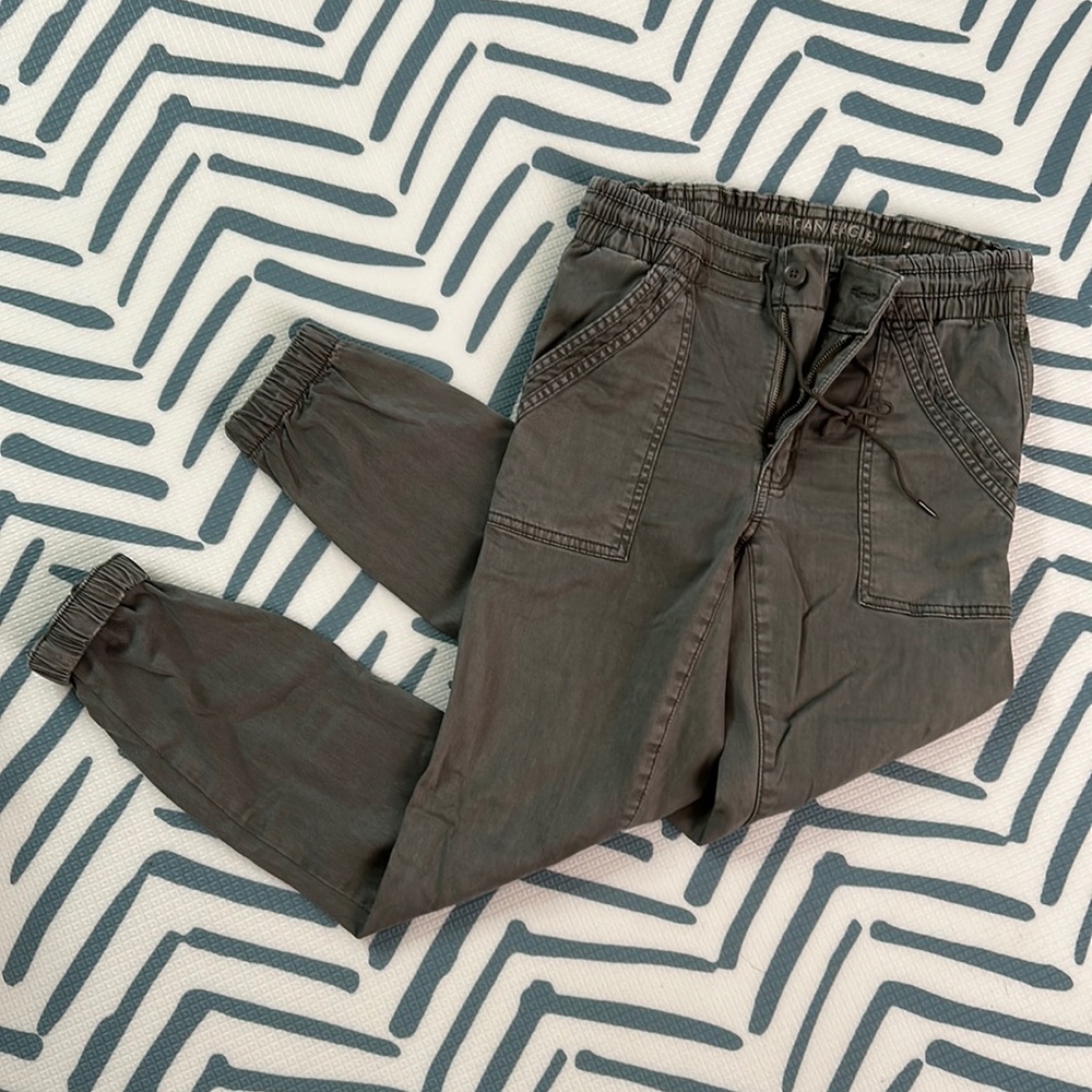 Green AEO joggers